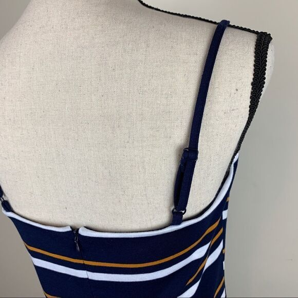 Kendall & Kylie‎ PacSun Mini Bodycon Striped Dress Sz M New With Tags - Picture 8 of 16